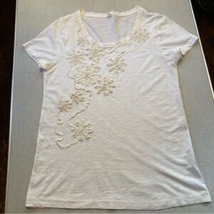 J. Crew Women’s Size Medium, Ivory, tee shirt with ribbon flowers.